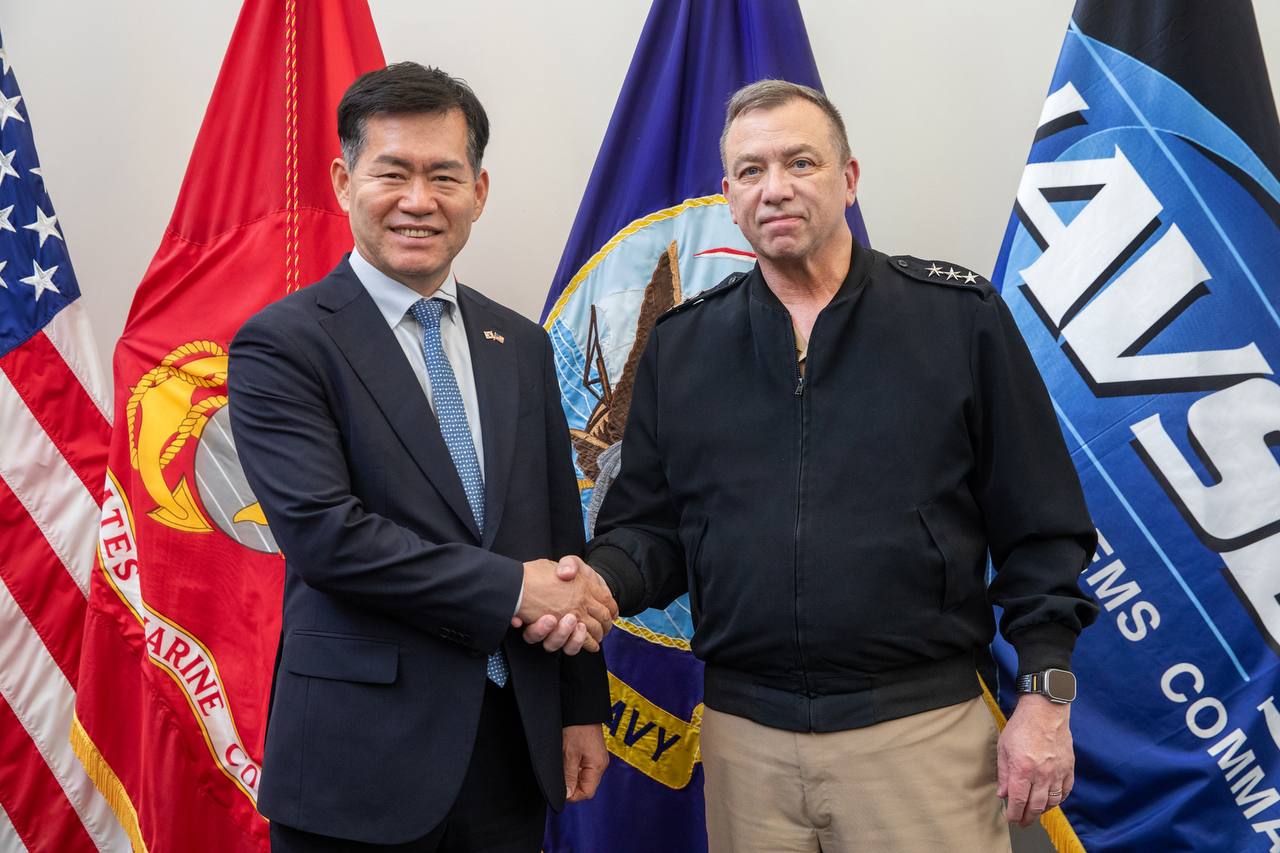 석종건 방위사업청장  제임스 다우니(James Downey) 해상체계사령부(NAVSEA) 사령관 면담.jpg.jpeg