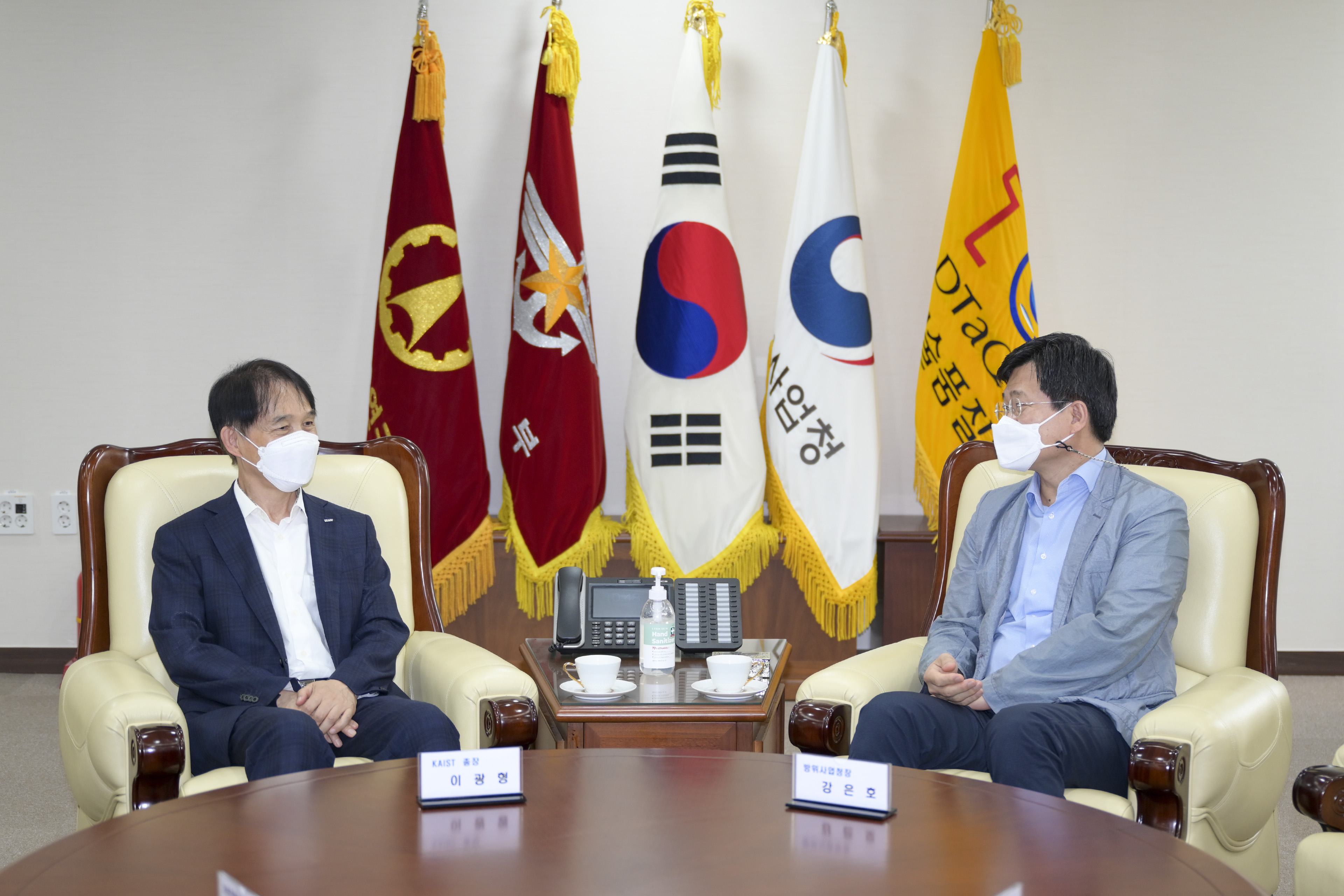 KJH_4528ec.jpg
