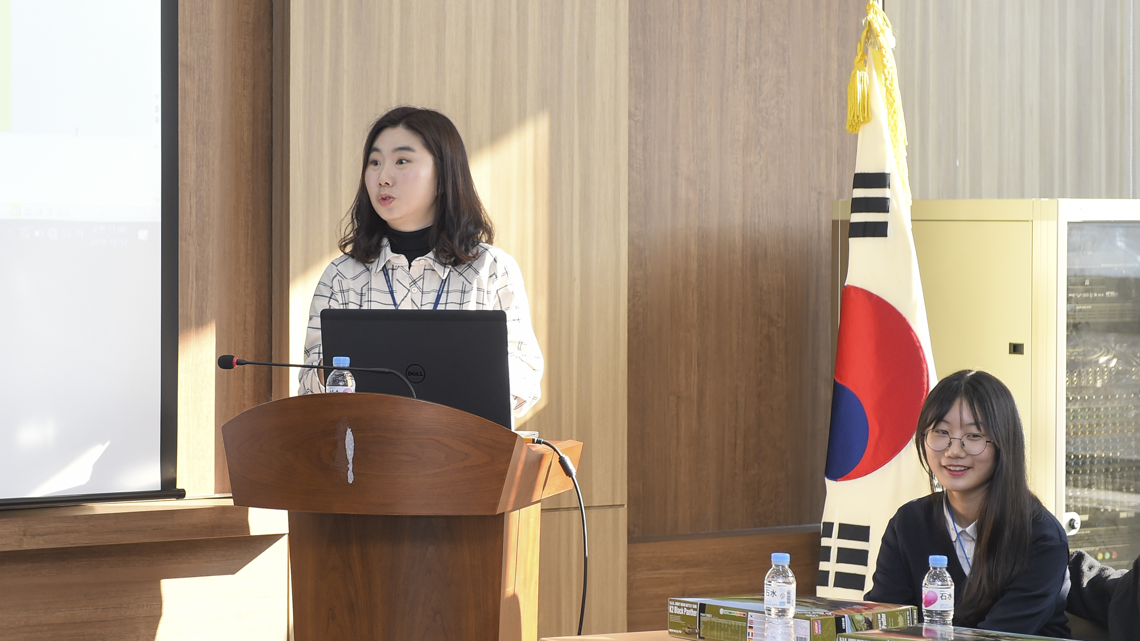 KJH_3720ec.jpg