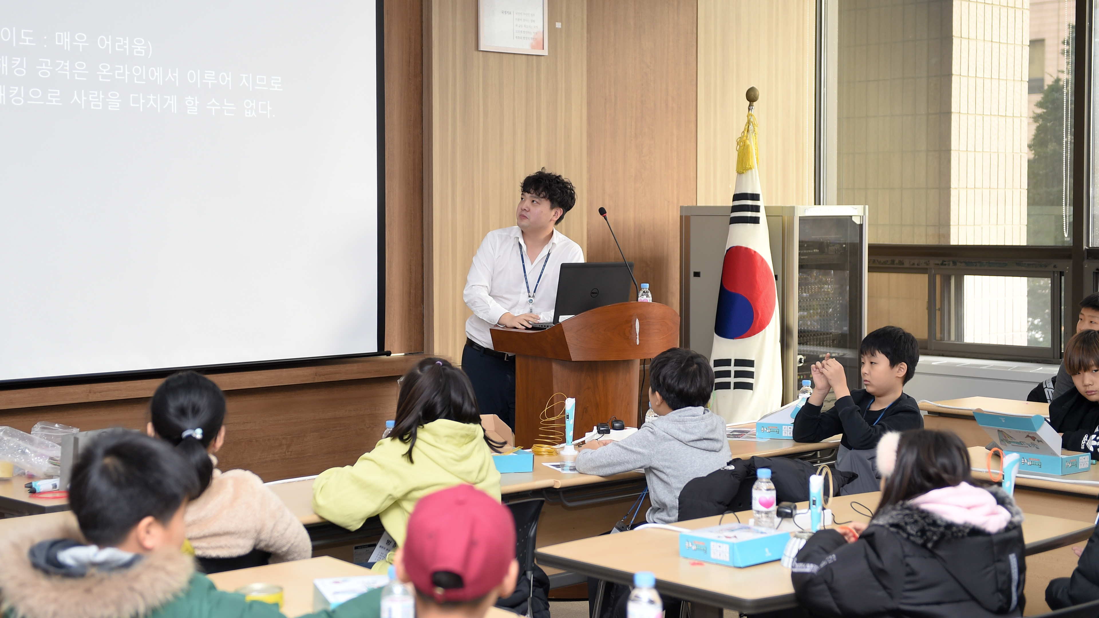 KJH_2907ec.jpg