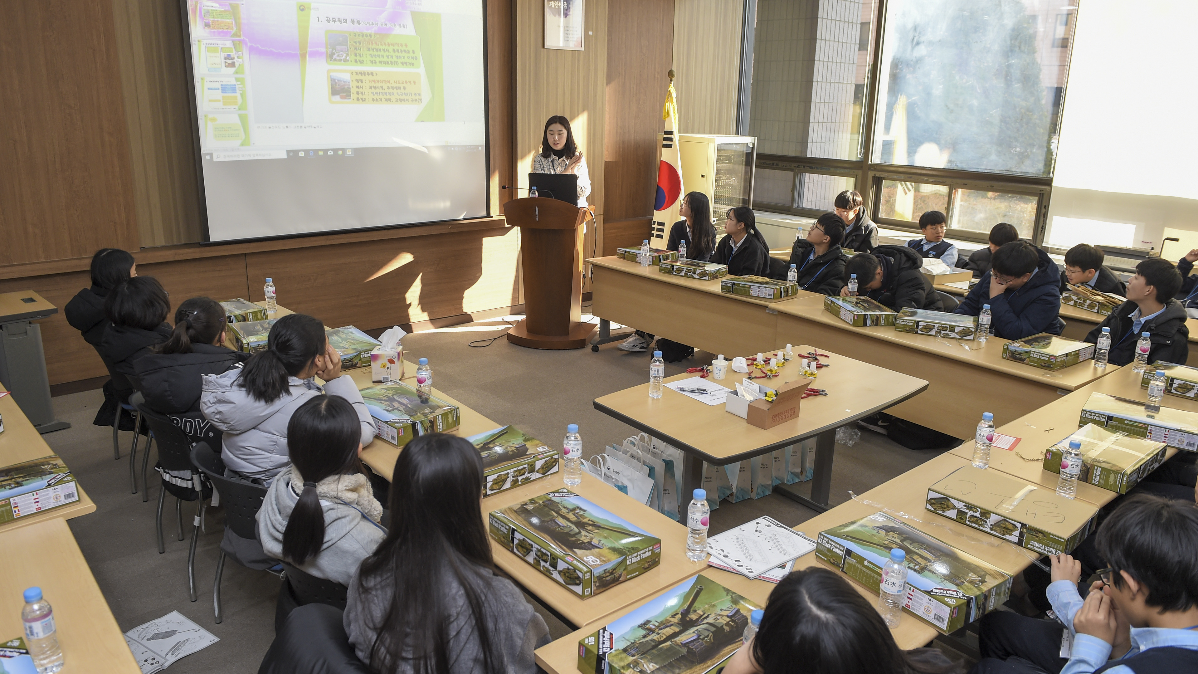 과천시 문원중학교 진로체험 방문(19.12.12.)