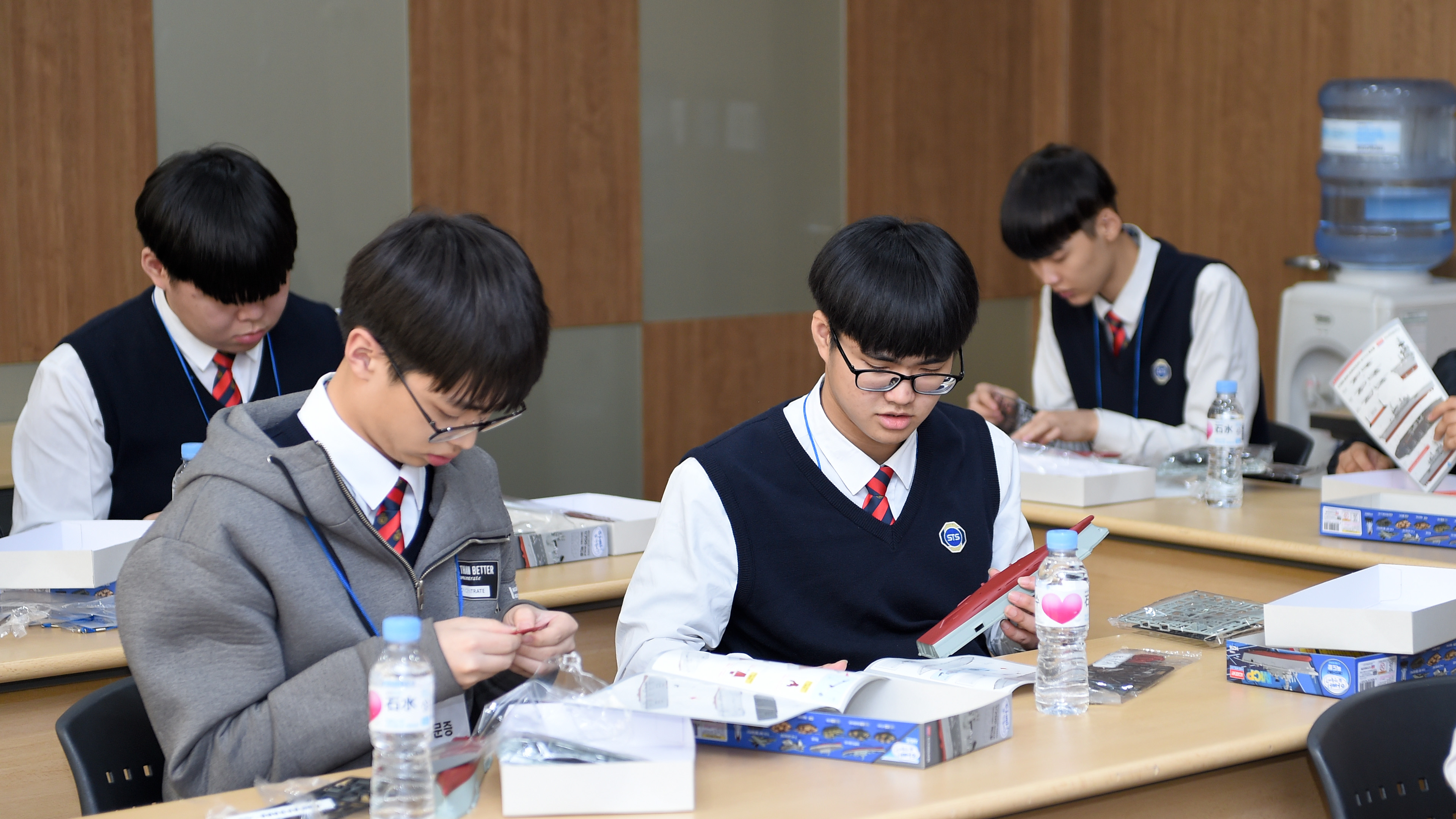 KJH_2825ec.jpg