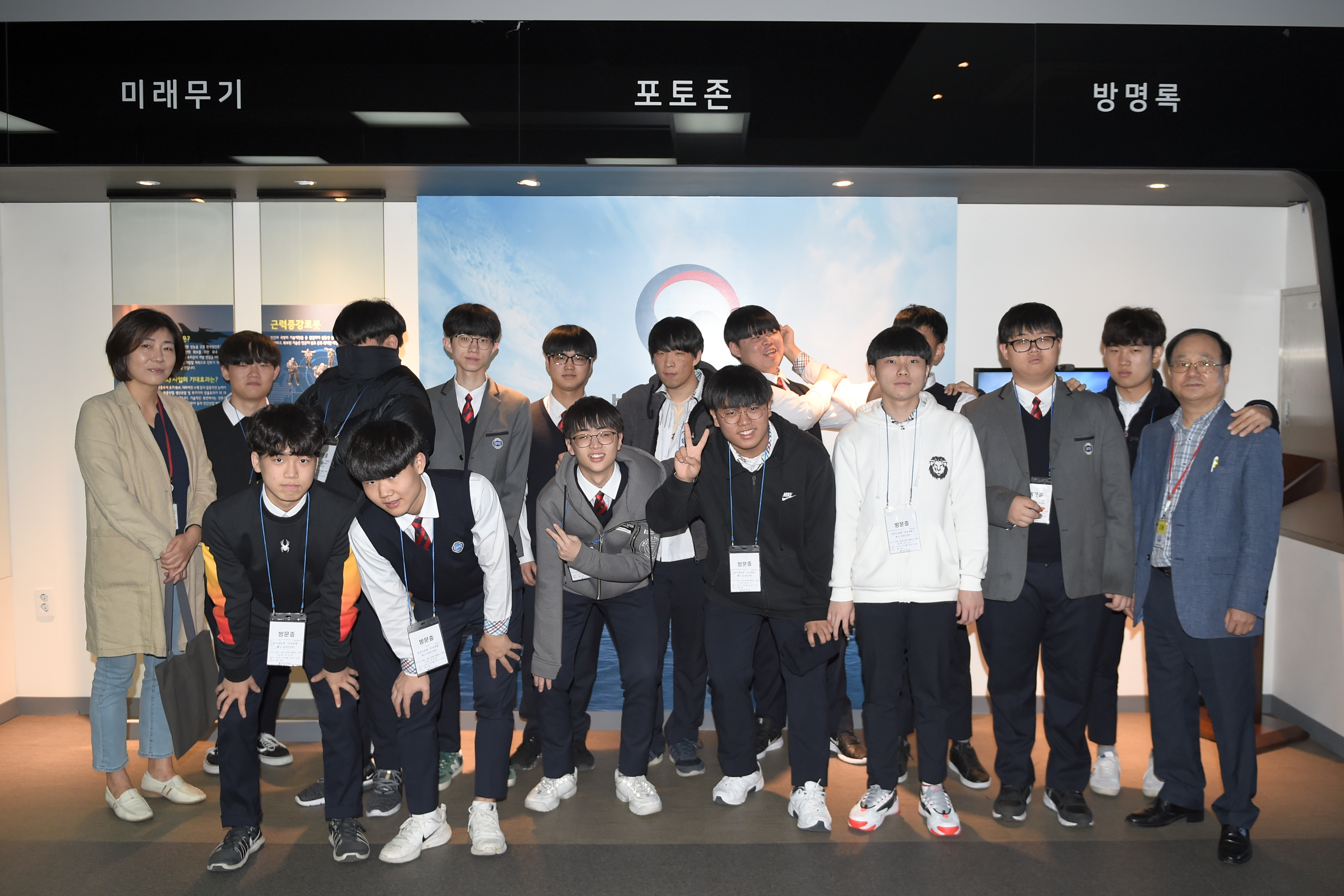KJH_2812ec.jpg